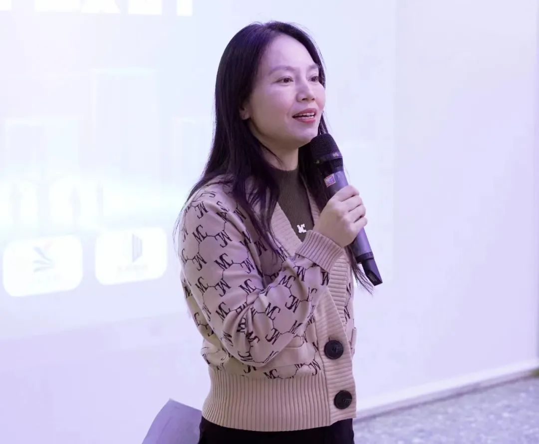 白云美湾广场人才培训活动顺利开启 白云美湾广场人才培训活动顺利开启
