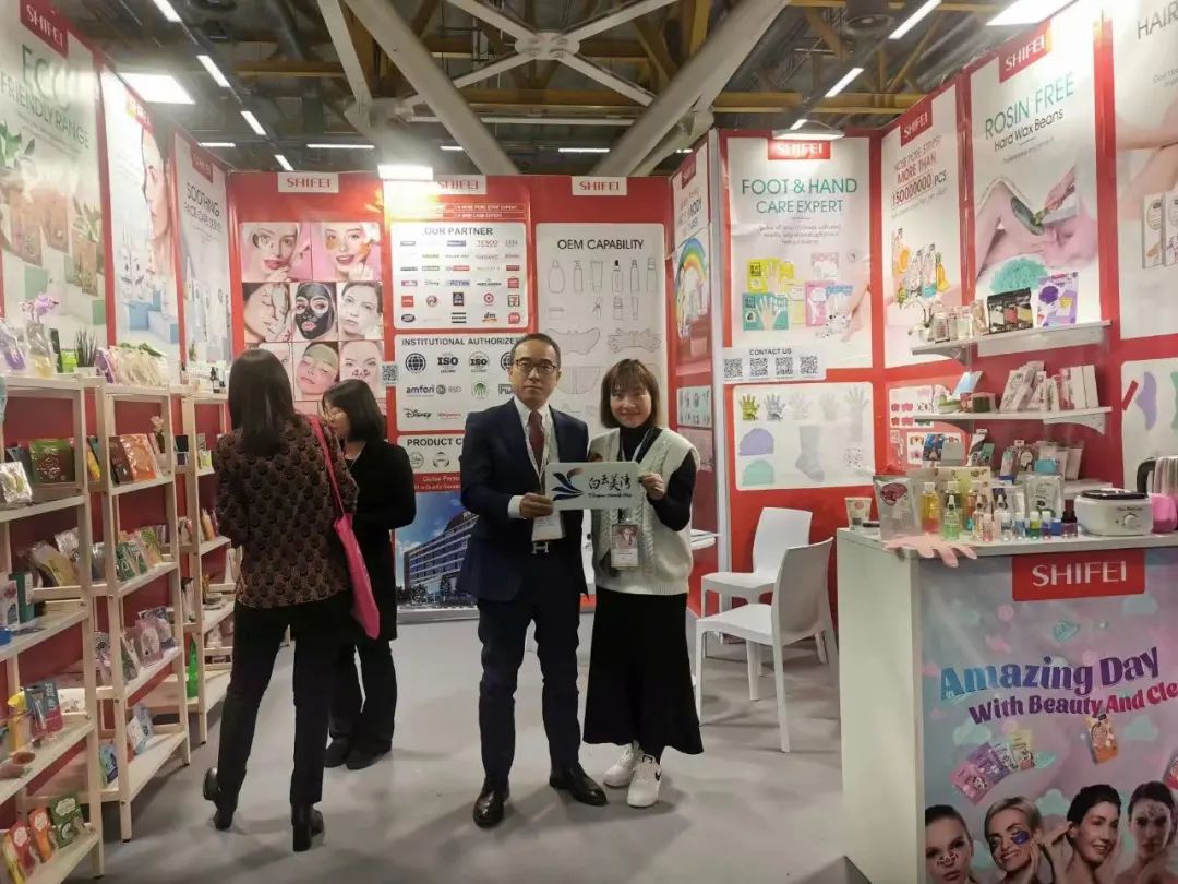 白云美湾代表团前往意大利参展,广场二期国际化再提速 白云美湾代表团前往意大利参展,广场二期国际化再提速