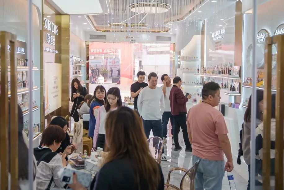 倒计时2天!首届白云美湾化妆品博览会即将重磅来袭! 倒计时2天!首届白云美湾化妆品博览会即将重磅来袭!